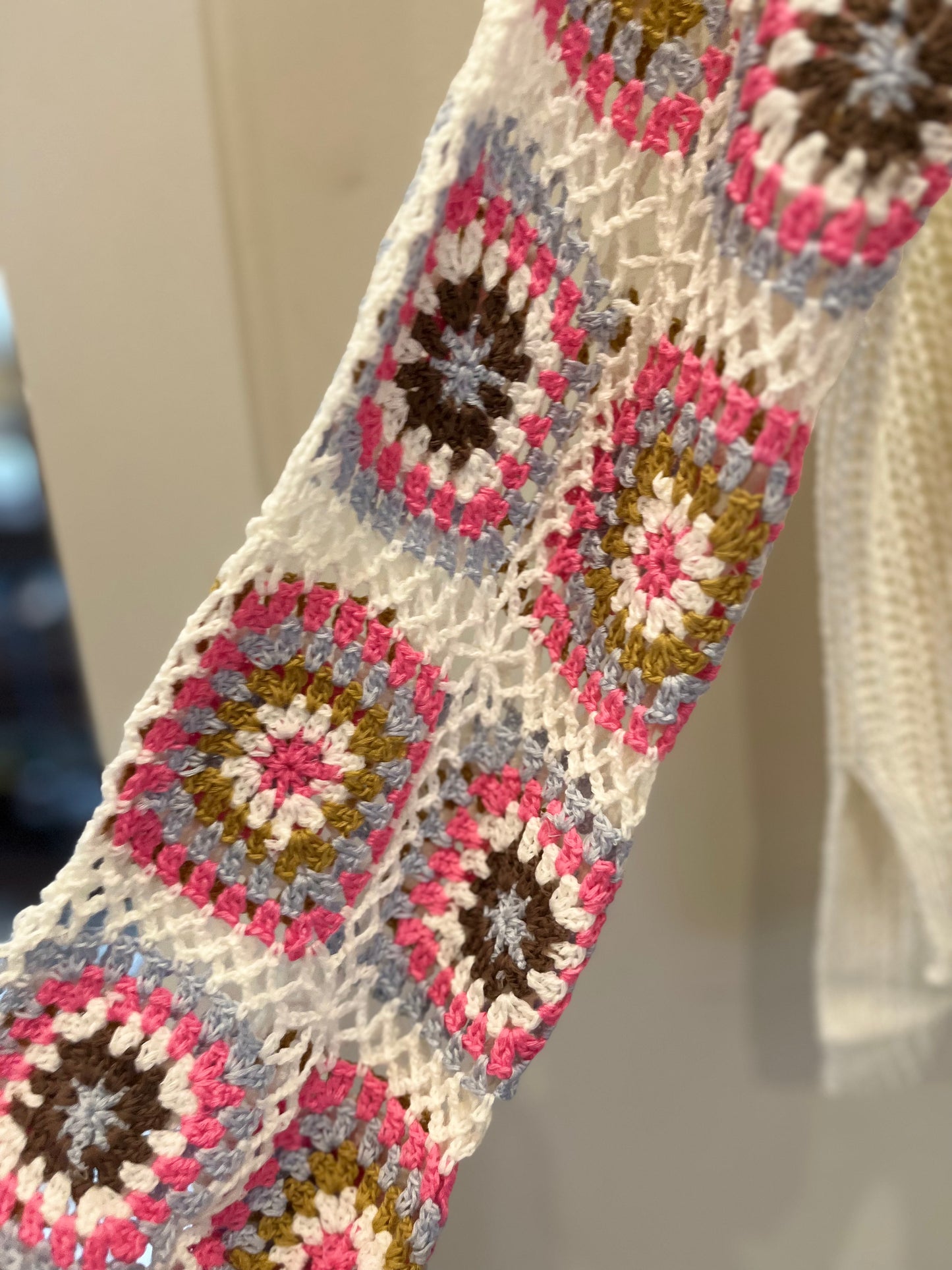 Cream crochet sleeve sweater